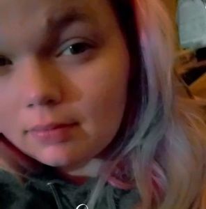 Meet your Posher, Alicia